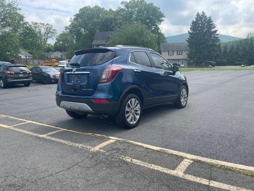 Photo 4 of 17 of 2019 Buick Encore Preferred