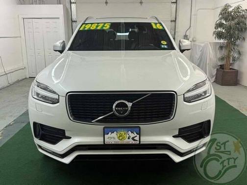 2016 Volvo XC90 T6 R-Design