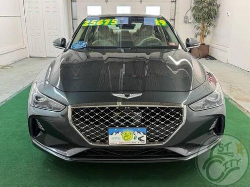 2019 Genesis G70 3.3T Design