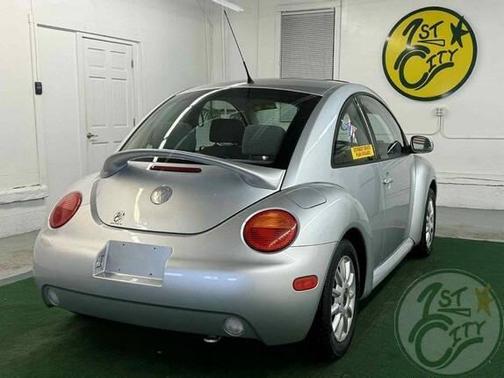 2004 Volkswagen New Beetle GLS 2.0L