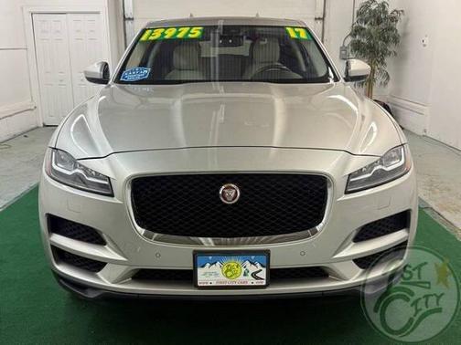2017 Jaguar F-PACE 35t Prestige