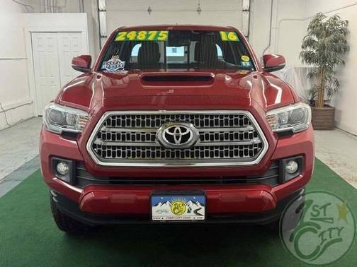 2016 Toyota Tacoma TRD Sport