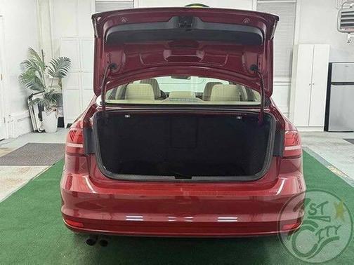 2017 Volkswagen Jetta 1.8T SEL