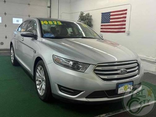 2017 Ford Taurus Limited