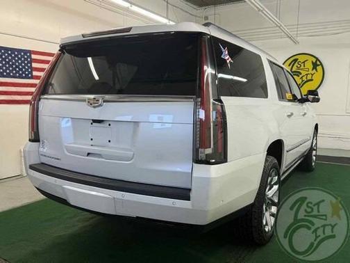 2017 Cadillac Escalade ESV Platinum