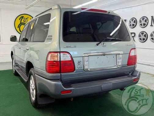 2005 Lexus LX 470 Base