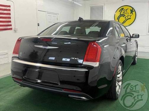 2015 Chrysler 300C Platinum