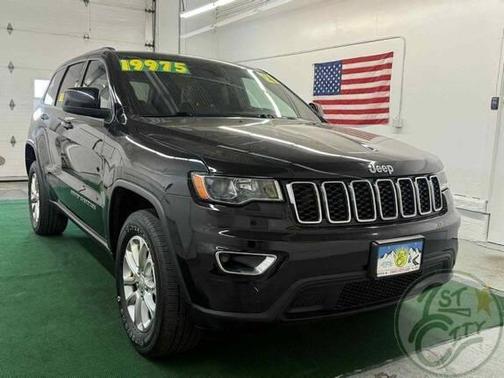 2021 Jeep Grand Cherokee Laredo