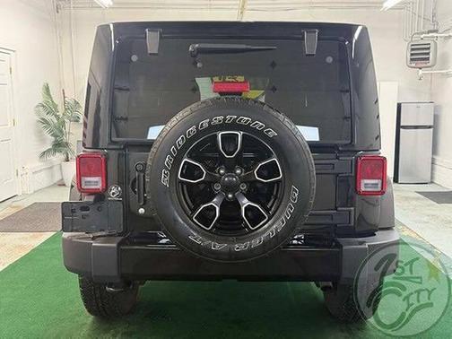 2017 Jeep Wrangler Unlimited Smoky Mountain 4x4