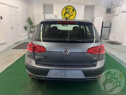 2017 Volkswagen Golf TSI SE 4-Door