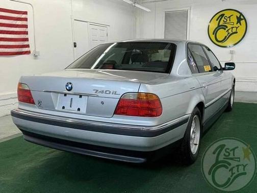 2000 BMW 740 740iL 4dr Sedan