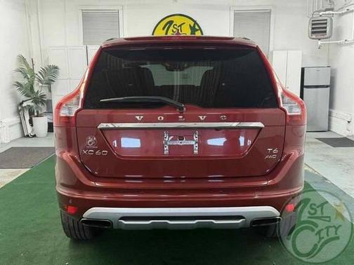2017 Volvo XC60 T6 Dynamic