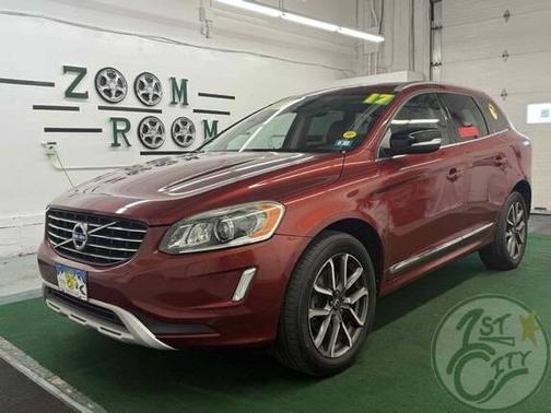 2017 Volvo XC60 T6 Dynamic