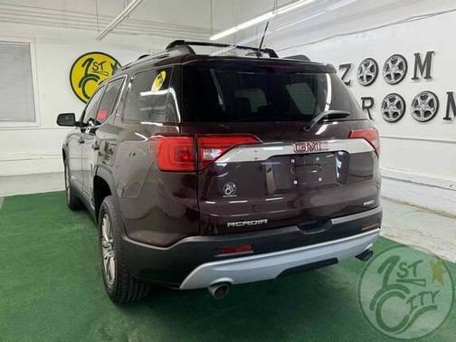 2017 GMC Acadia SLE-2