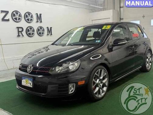 2015 Volkswagen Golf Launch Edition 2-Door