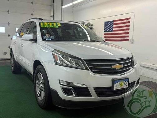 2017 Chevrolet Traverse 2LT