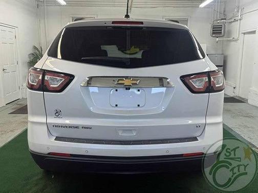 2017 Chevrolet Traverse 2LT