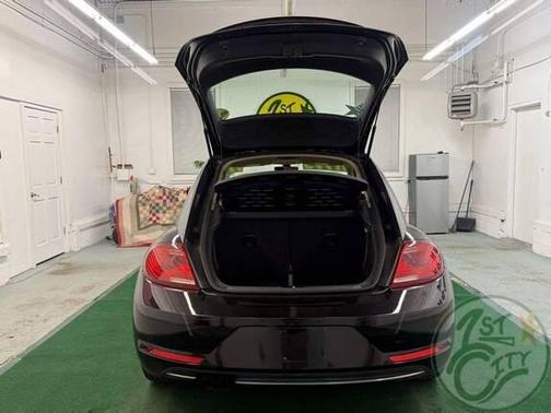 2017 Volkswagen Beetle 1.8T SE