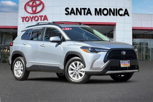 2024 Toyota Corolla Cross LE