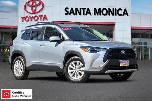 2024 Toyota Corolla Cross LE