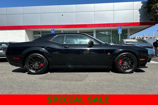 2022 Dodge Challenger R/T Scat Pack Widebody