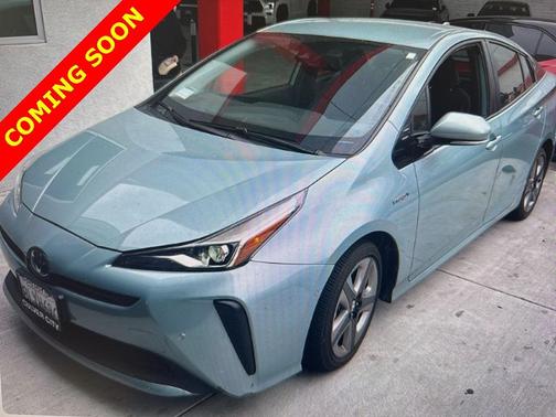 2019 Toyota Prius XLE