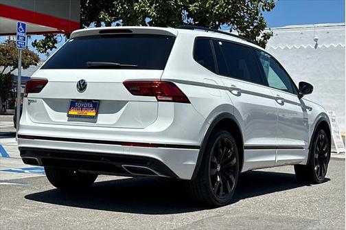 2020 Volkswagen Tiguan 2.0T SE R-Line Black