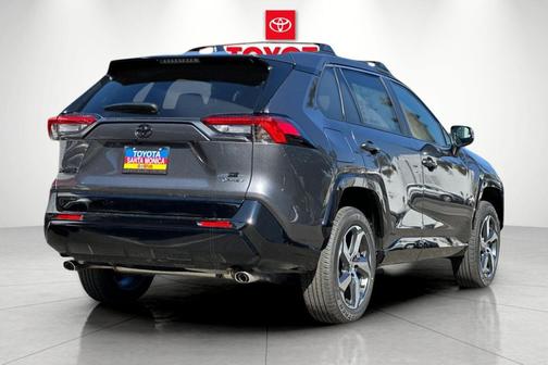 2025 Toyota RAV4 Hybrid SE