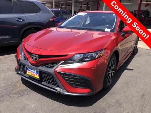 2022 Toyota Camry SE