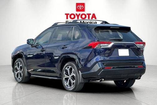 2025 Toyota RAV4 Hybrid SE