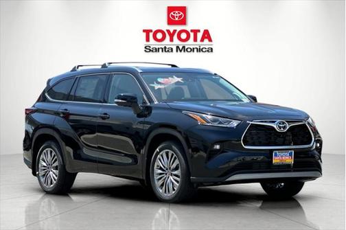 2025 Toyota Highlander Platinum
