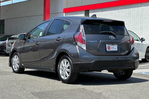 2017 Toyota Prius c Four