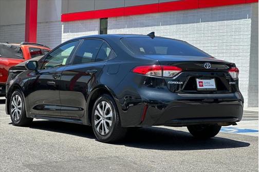 2022 Toyota Corolla Hybrid LE