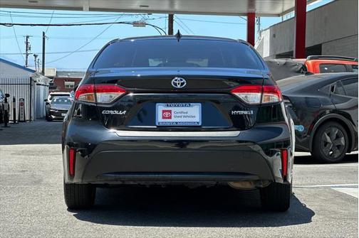 2022 Toyota Corolla Hybrid LE