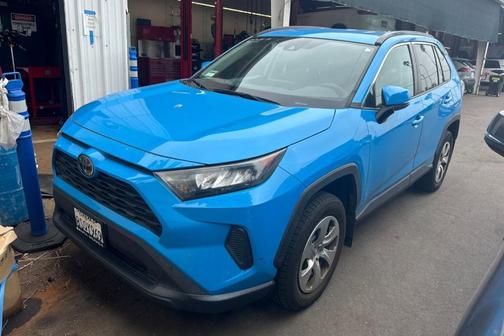 2019 Toyota RAV4 LE