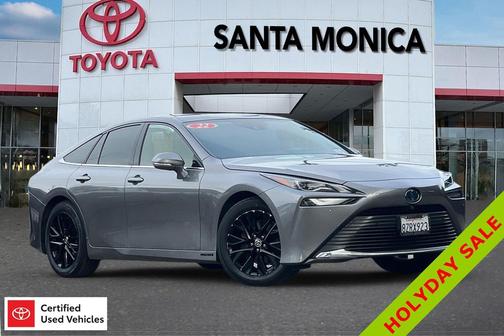 2022 Toyota Mirai Base