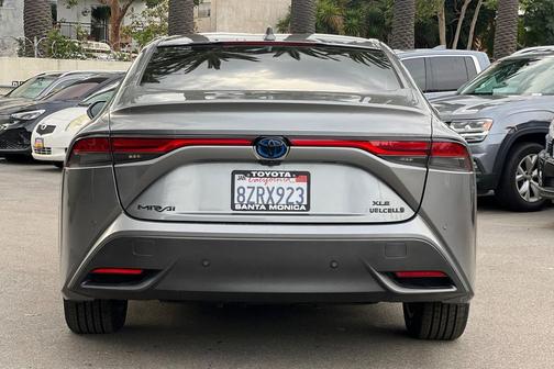2022 Toyota Mirai Base