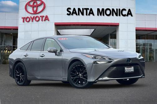 2022 Toyota Mirai Base