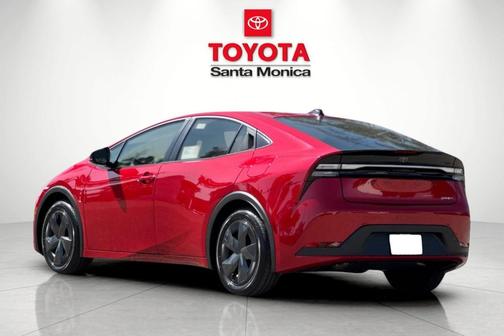 2026 Toyota Prius Plug-In Hybrid SE