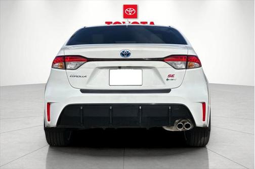 2025 Toyota Corolla Hybrid SE