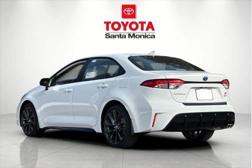 2025 Toyota Corolla Hybrid SE
