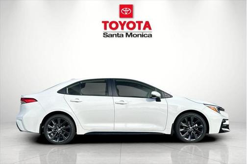 2025 Toyota Corolla Hybrid SE