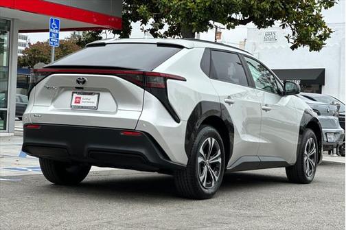 2024 Toyota bZ4X XLE