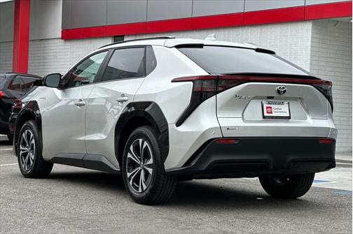 2024 Toyota bZ4X XLE