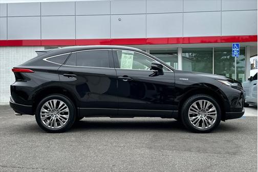 2021 Toyota Venza XLE