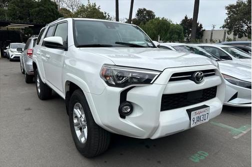 2023 Toyota 4Runner SR5