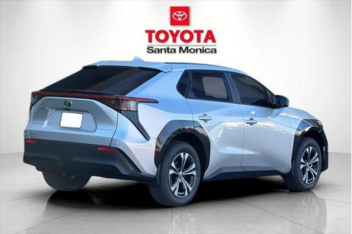 2025 Toyota bZ4X XLE