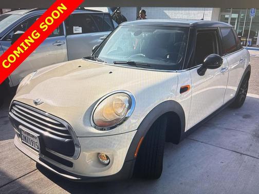 2016 MINI Hardtop Cooper