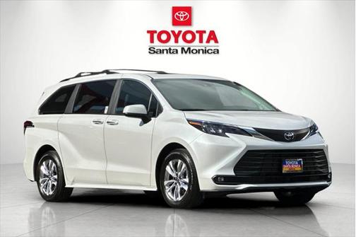 2025 Toyota Sienna XLE 7 Passenger