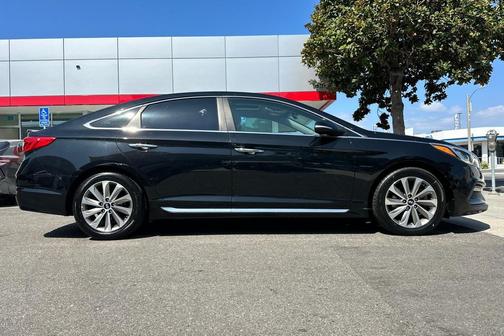2016 Hyundai SONATA Sport